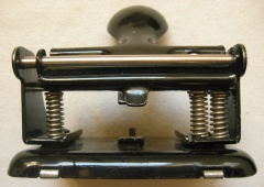 Bürozeug 1 - Locher